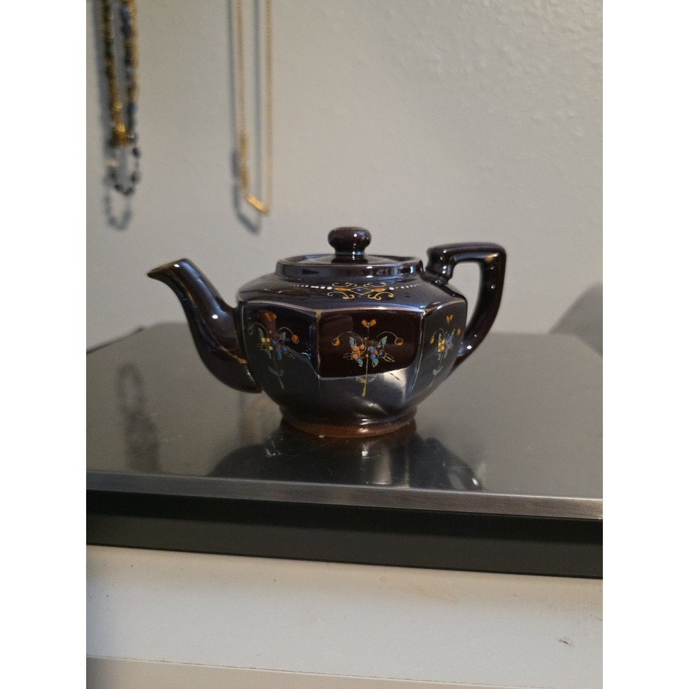 Hand Painted PORCELAIN TEA POT Withβ LID Floral Brown Made in Japan